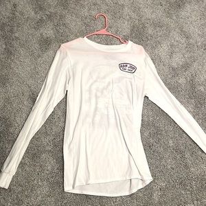 White ron jon long sleeve🤍🩷
